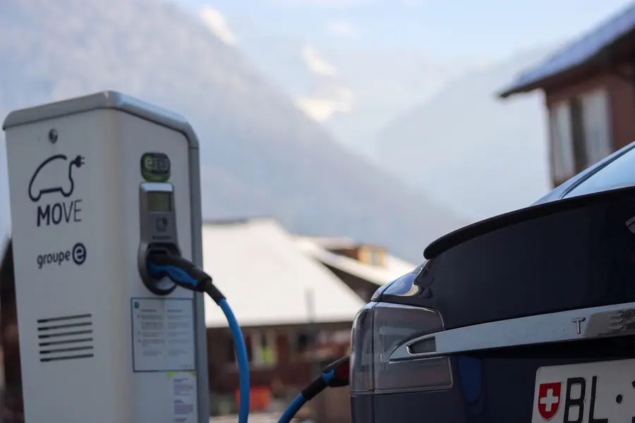 Elektroauto an der Ladestation