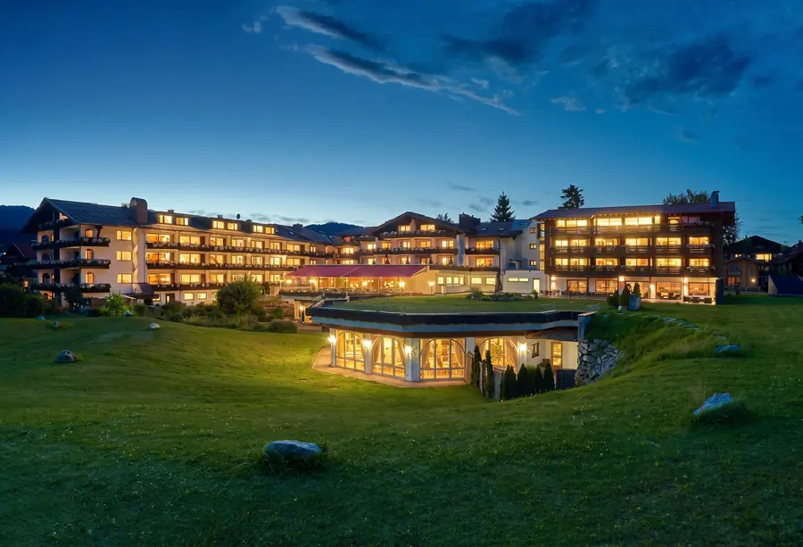 Le Schüle’s Gesundheitsresort de nuit