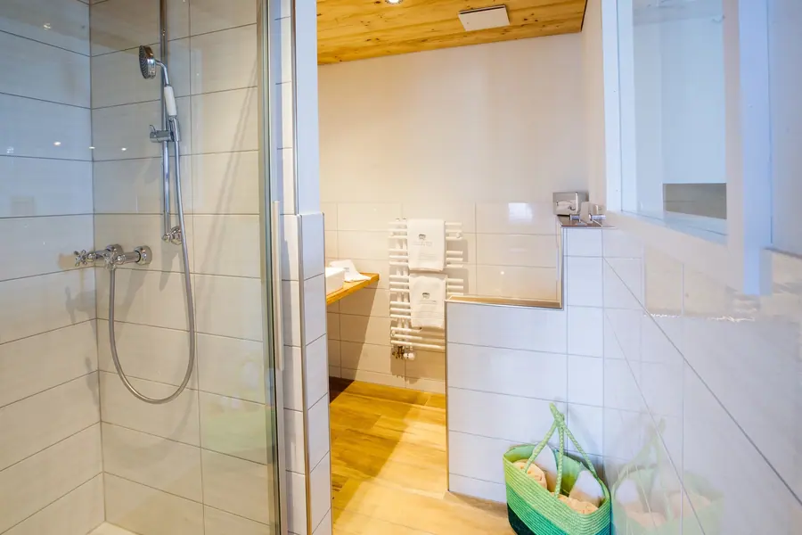 Bad der Signature-Suite 452