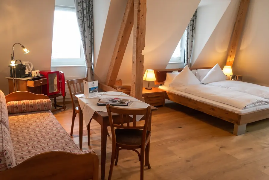 Zimmer mit Sitzecke