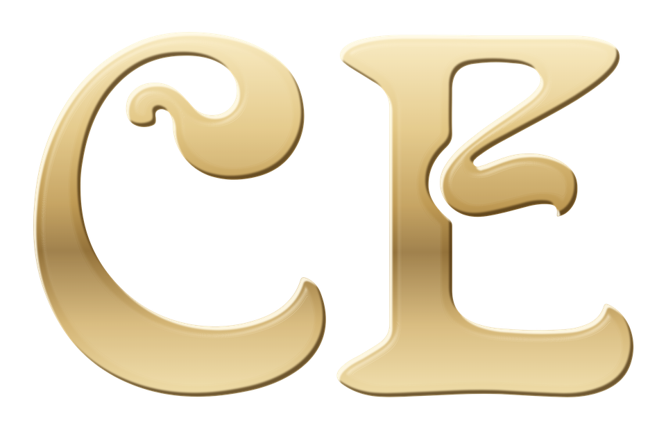 Das CE in Gold mit Relief