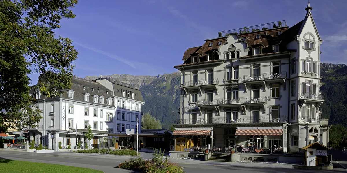 Das Carlton-Europe am Höheweg im Frühling